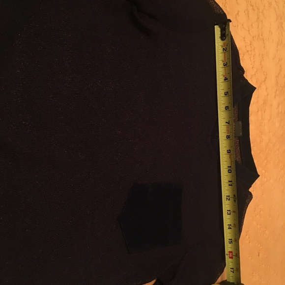 VIA METRO Long Sleeve Shirt. Small to Medium - Picture 13 of 14